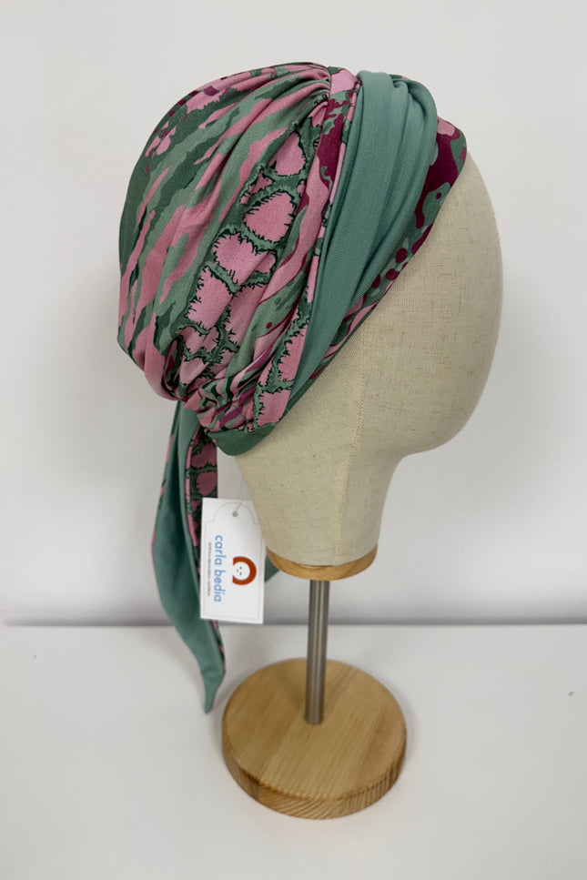 Pañuelo Oncológico Carla Bedia | Zoe Bambú Animal Pink Green