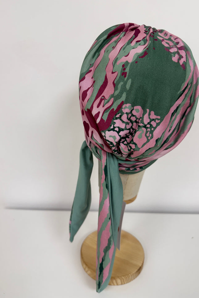 Pañuelo Oncológico Carla Bedia | Zoe Bambú Animal Pink Green
