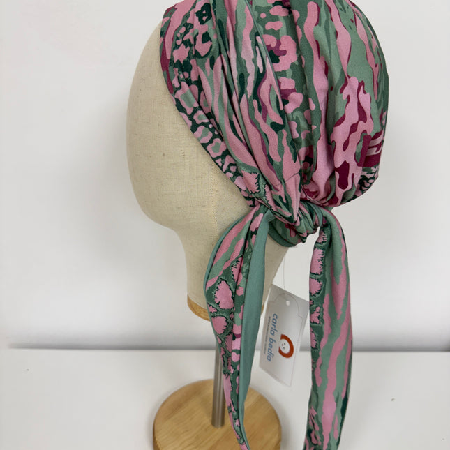 Pañuelo Oncológico Carla Bedia | Zoe Bambú Animal Pink Green