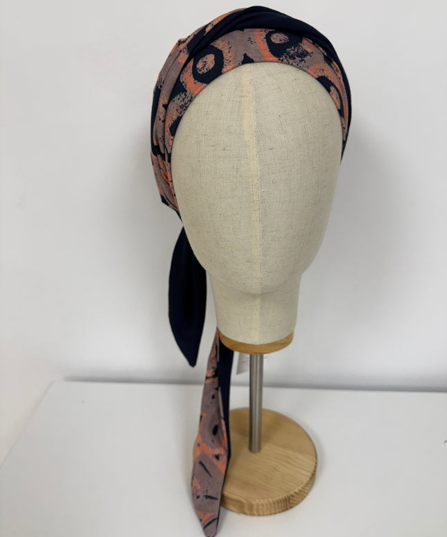 Pañuelo Oncológico Carla Bedia | Zoe Bambú Abstrac Coral Navy