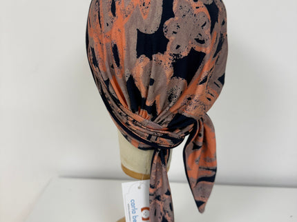 Pañuelo Oncológico Carla Bedia | Zoe Bambú Abstrac Coral Navy