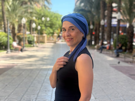 Pañuelo Oncológico Carla Bedia | Martina Azul Lavanda Marino