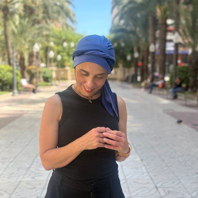 Pañuelo Oncológico Carla Bedia | Martina Azul Lavanda Marino