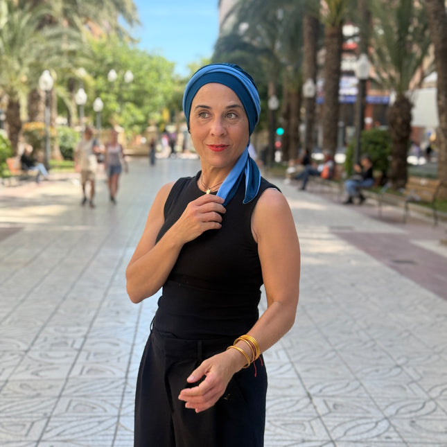 Pañuelo Oncológico Carla Bedia | Martina Azul Índigo