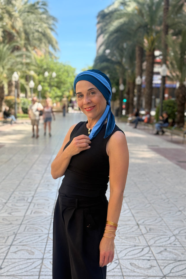 Pañuelo Oncológico Carla Bedia | Martina Azul Índigo