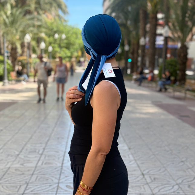 Pañuelo Oncológico Carla Bedia | Martina Azul Índigo