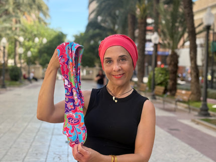 Pañuelo Oncológico Carla Bedia | Lara Coral Psicodélico