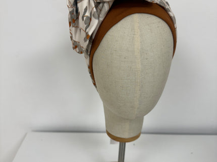 Pañuelo Oncológico Carla Bedia | Lara Cognac Floral Gris