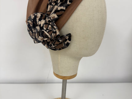 Pañuelo Oncológico Carla Bedia | Lara Marrón Animal Print
