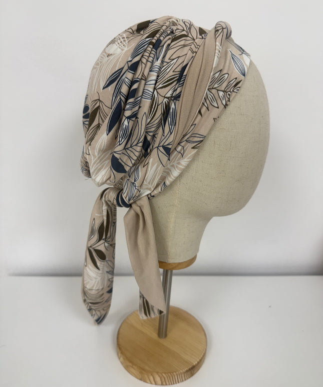 Pañuelo Oncológico Carla Bedia | Zoe Bambú Hojas Beige