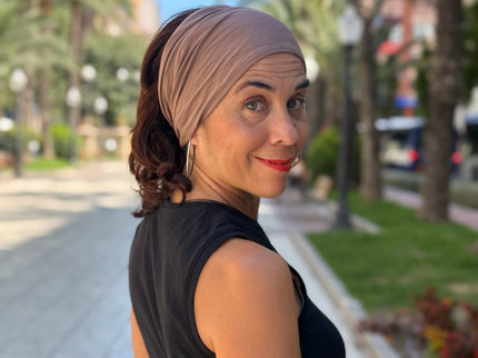 Banda de Bambú para Alopecia Frontal Fibrosante | Chloe Taupe