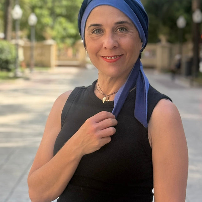 Pañuelo Oncológico Carla Bedia | Martina Azul Lavanda Marino