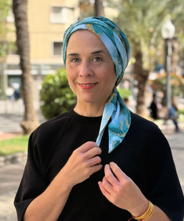 Pañuelo Oncológico Carla Bedia | Zoe Silk Mármol Azul