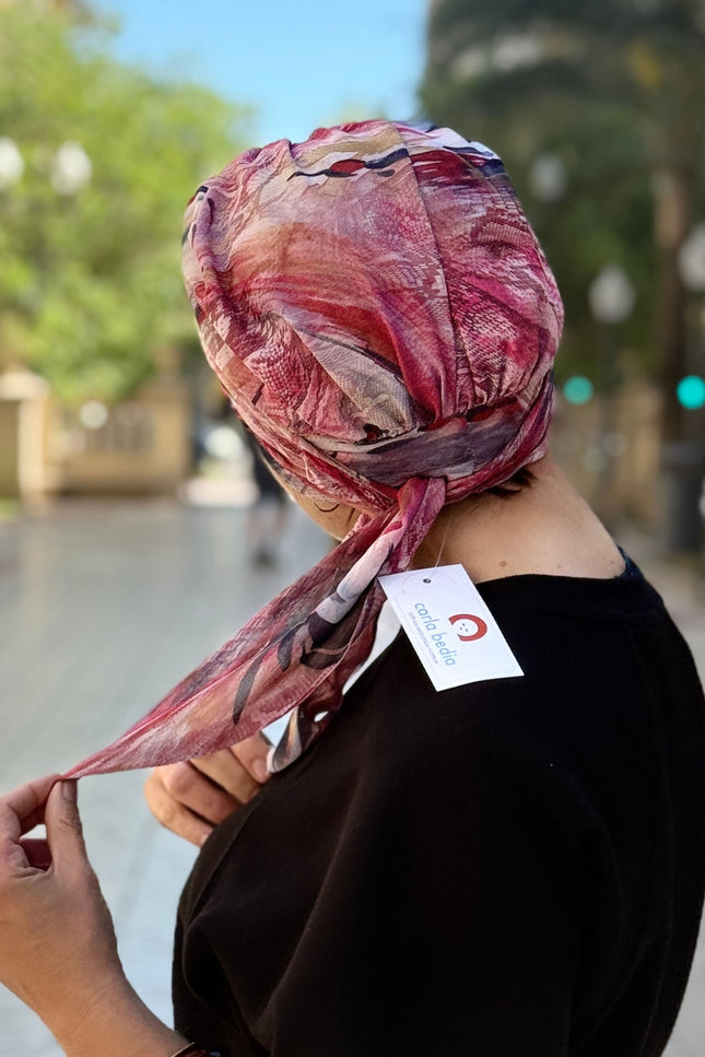 Pañuelo Oncológico Carla Bedia | Zoe Silk Plumas Rosé