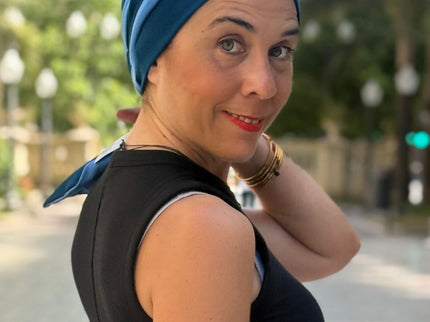 Pañuelo Oncológico Carla Bedia | Martina Azul Índigo