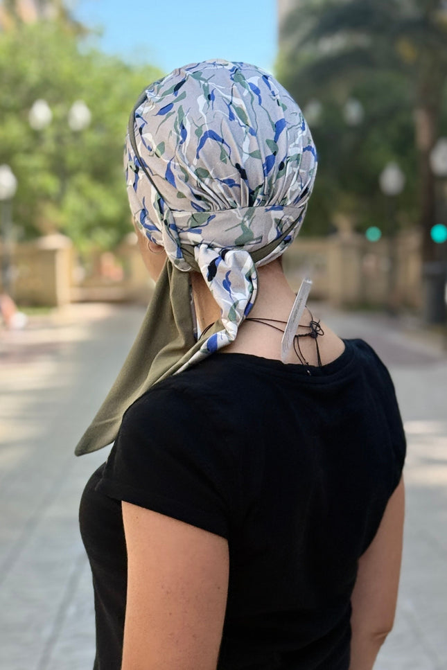 Pañuelo Oncológico Carla Bedia | Zoe Bambú Hojas Azul Caqui