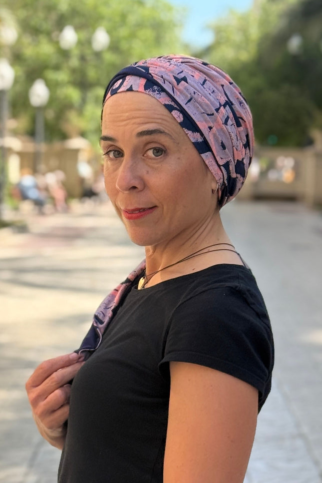 Pañuelo Oncológico Carla Bedia | Zoe Bambú Abstrac Coral Navy
