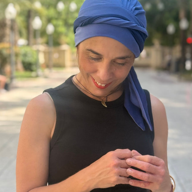 Pañuelo Oncológico Carla Bedia | Martina Azul Lavanda Marino