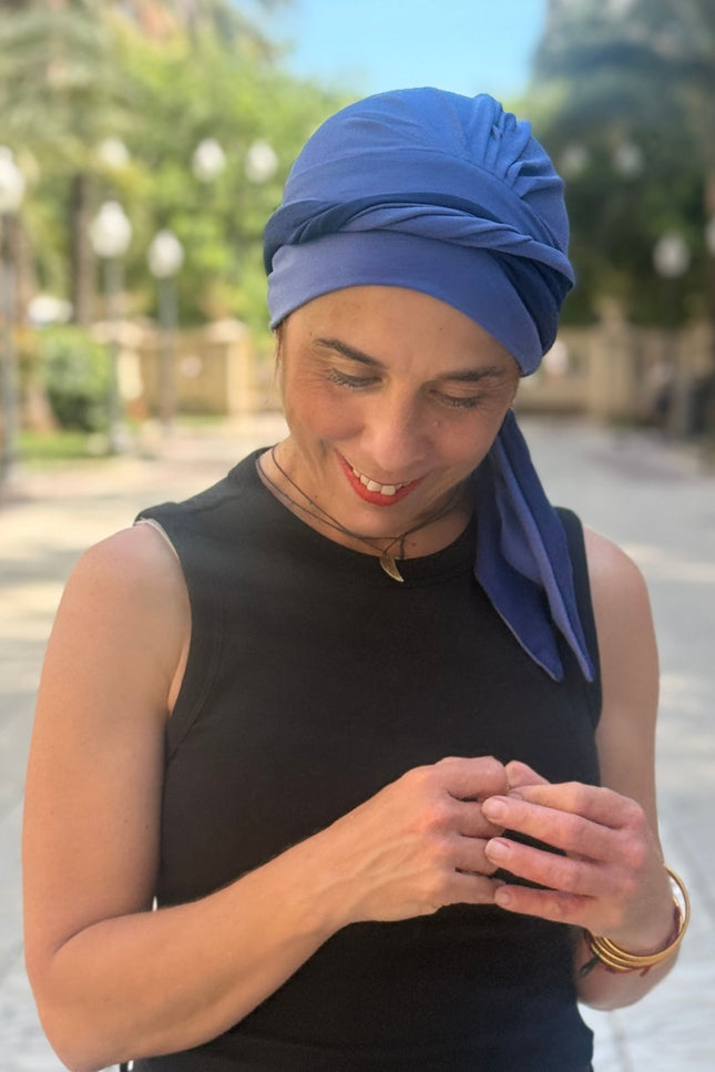 Pañuelo Oncológico Carla Bedia | Martina Azul Lavanda Marino
