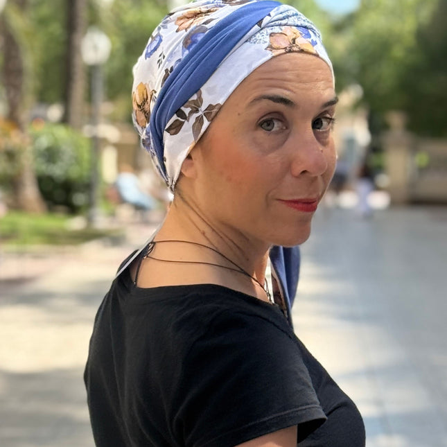 Pañuelo Oncológico Carla Bedia | Zoe Bambú Flores Azul Mostaza