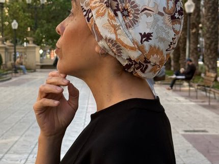 Pañuelo Oncológico Carla Bedia | Sue Floral Tierra