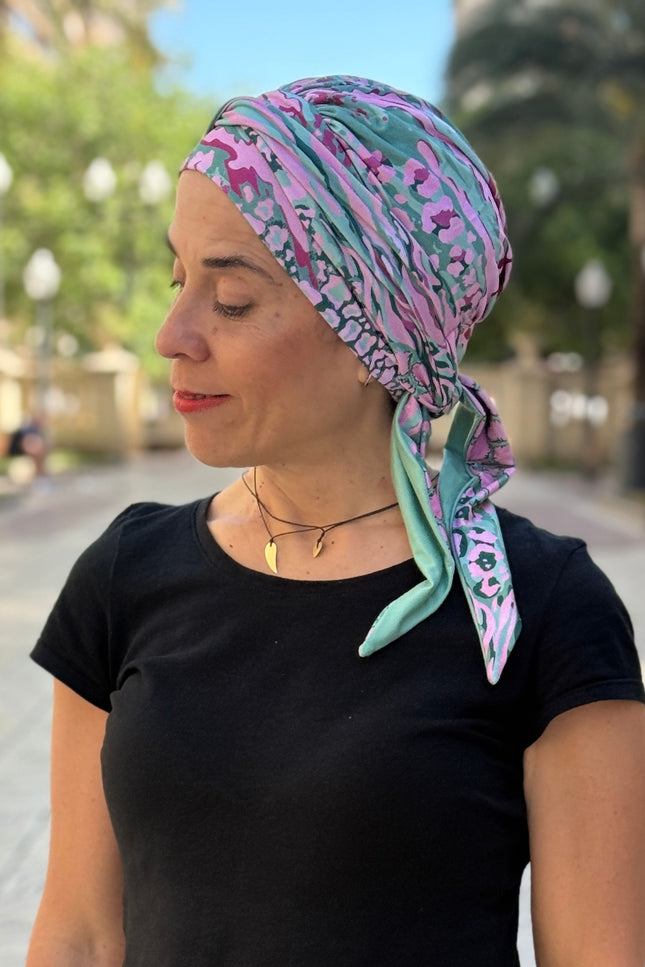 Pañuelo Oncológico Carla Bedia | Zoe Bambú Animal Pink Green