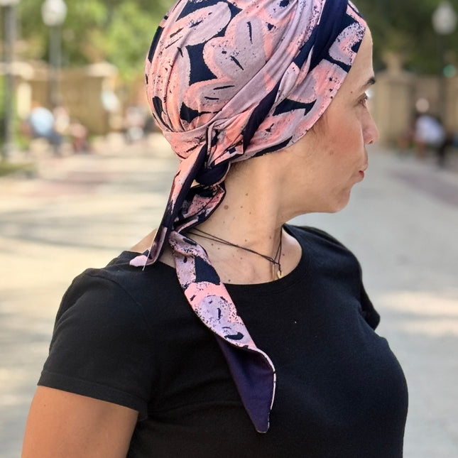 Pañuelo Oncológico Carla Bedia | Zoe Bambú Abstrac Coral Navy