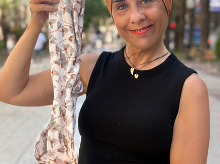 Pañuelo Oncológico Carla Bedia | Lara Cognac Floral Gris