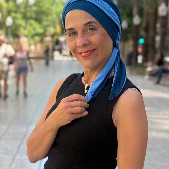 Pañuelo Oncológico Carla Bedia | Martina Azul Índigo