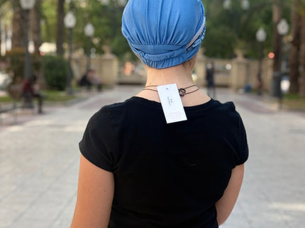 Pañuelo Oncológico Carla Bedia | Carlota Azul