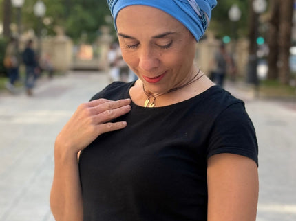 Pañuelo Oncológico Carla Bedia | Carlota Azul