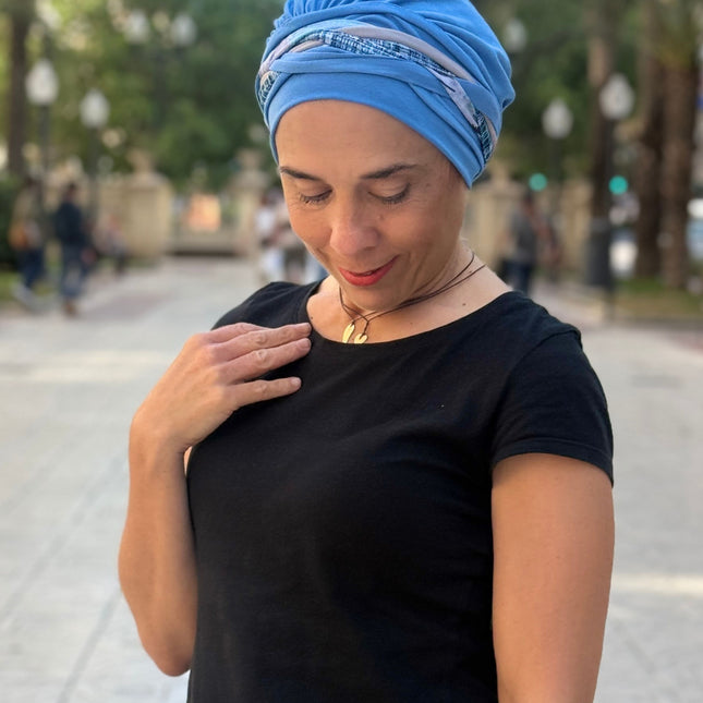 Pañuelo Oncológico Carla Bedia | Carlota Azul