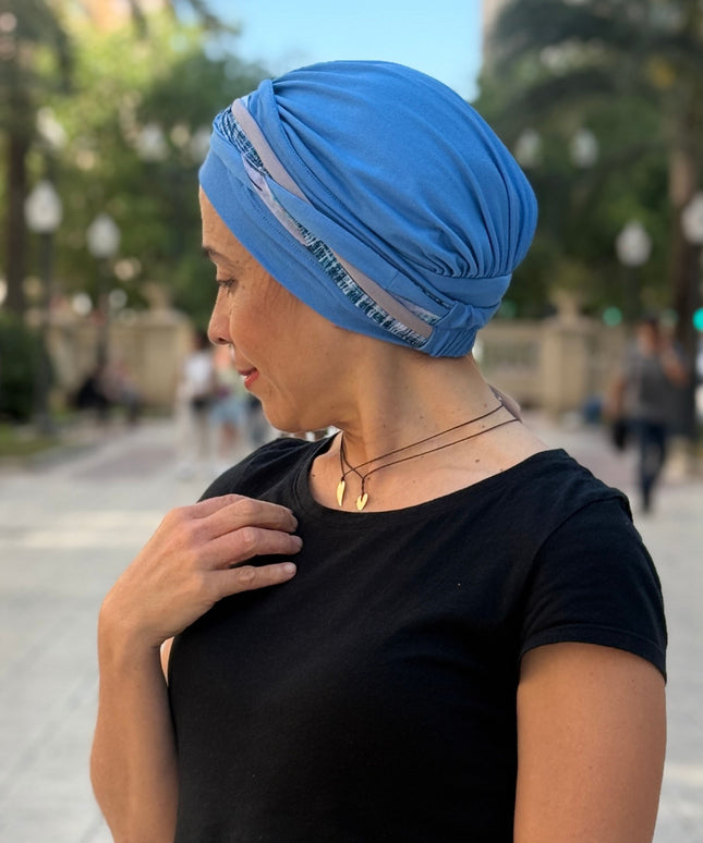 Pañuelo Oncológico Carla Bedia | Carlota Azul