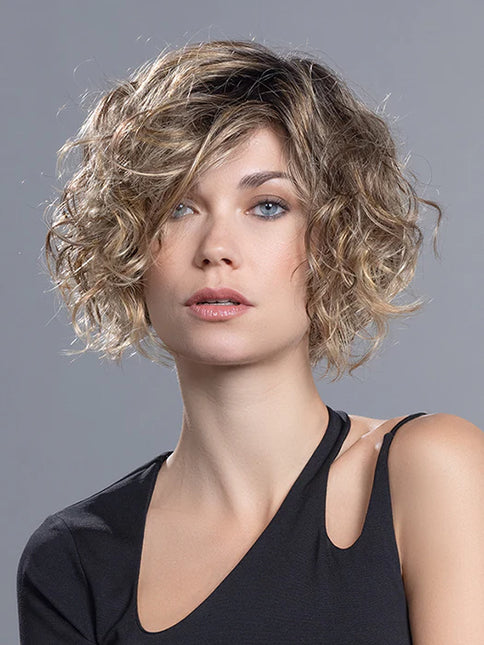 Peluca Cabello Sintético | TURN de Ellen Wille