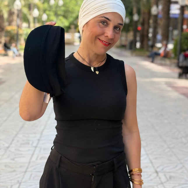 Visera para Pañuelo Oncológico Carla Bedia | Negro