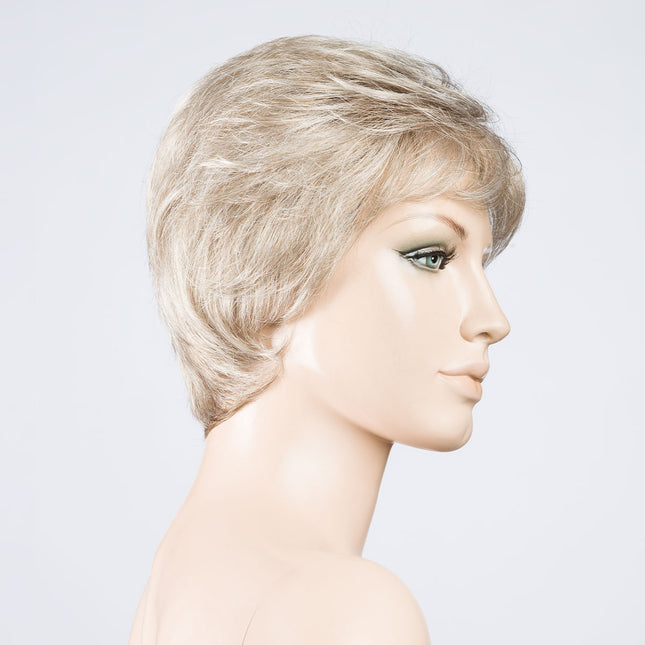 Peluca Alba Comfort de Ellen Wille, color Pearl Mix, fotografía en maniquí