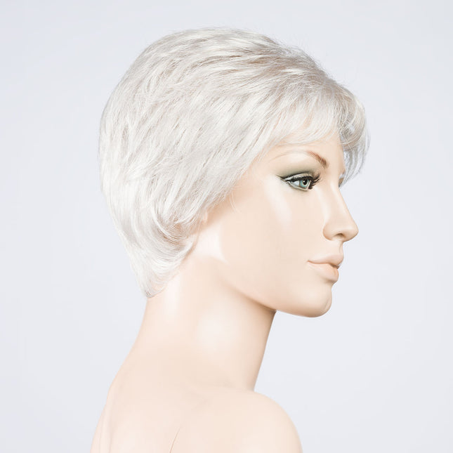 Peluca Alba Comfort de Ellen Wille, color Silver Mix, fotografía en maniquí