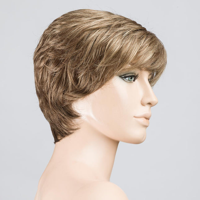 Peluca Apart Mono de Ellen Wille, color Sand Mix, vista lateral en maniquí