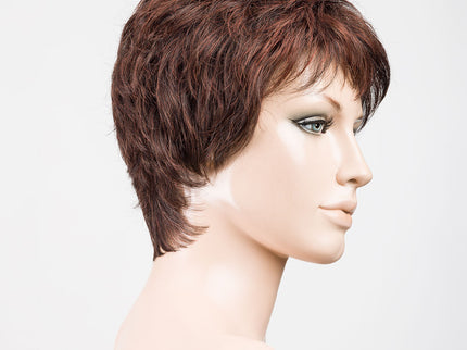 Peluca Foxy Mono de Ellen Wille, color Darkauburn Mix, vista lateral en maniquí