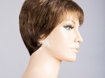 Peluca Ginger Large Mono de Ellen Wille, color Coffeebrown Mix, vista lateral en maniquí