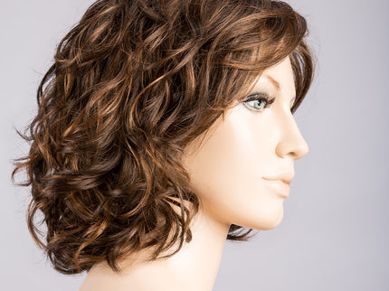 Peluca Girl Large Mono Part de Ellen Wille, color Chocolate Rooted, vista lateral en maniquí