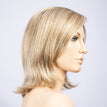 Sandyblonde Rooted