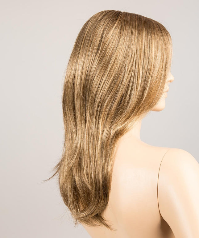 Peluca Mega Mono de Ellen Wille, color Sand Mix, vista lateral en maniquí