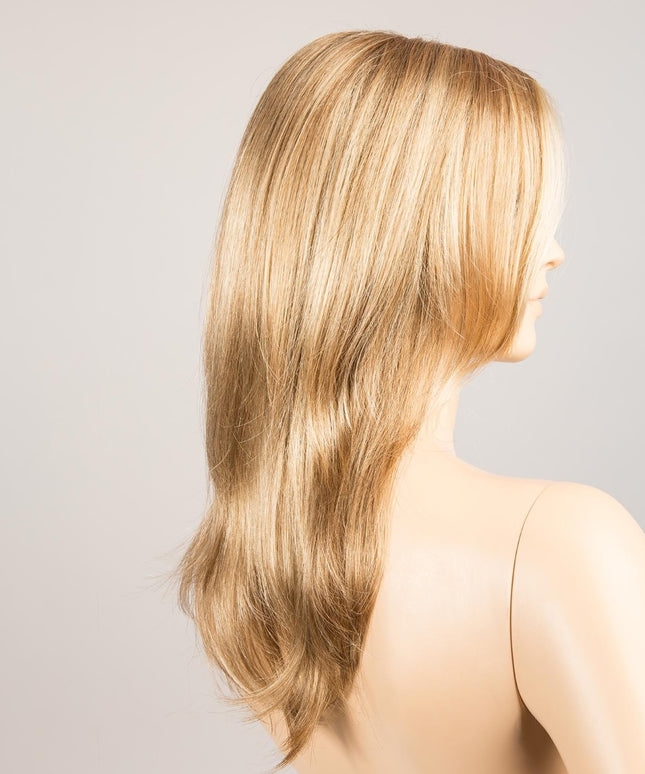 Peluca Mega Mono de Ellen Wille, color Sandyblonde Mix, vista lateral en maniquí