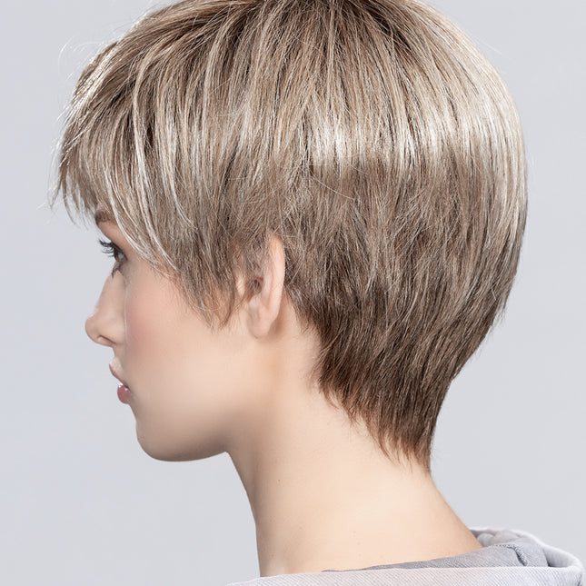 Peluca Seven Mono Part de Ellen Wille, color Pearlblonde Rooted, fotografía en persona, vista 5