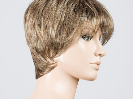 Peluca Stop Hi Tec de Ellen Wille, color Bernstein Rooted, vista lateral en maniquí