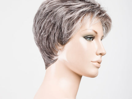 Peluca Sun Mono de Ellen Wille, color Salt/Pepper Rooted, vista lateral en maniquí