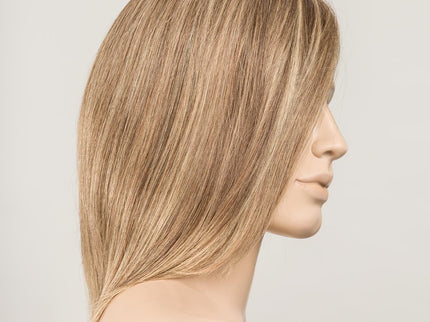 Peluca Supreme Plus Deluxe de Ellen Wille, color Sandmulti Rooted, vista lateral en maniquí