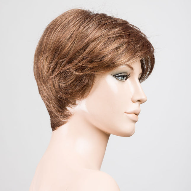 Peluca Vision Mono de Ellen Wille, color Mocca Mix, vista lateral en maniquí