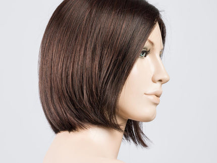 Peluca Young Mono Part de Ellen Wille, color Darkchocolate Mix, vista lateral en maniquí